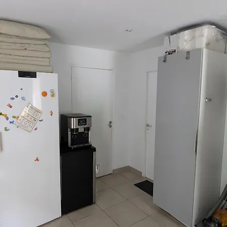 Nyaraló Superbe Avec Piscine Chauffee Et Jardin A 10 Min Du Centre, Pour 12 Personnes - Fr-1-239-1150