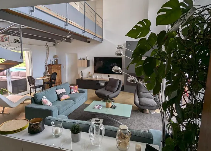 Superbe Avec Piscine Chauffee Et Jardin A 10 Min Du Centre, Pour 12 Personnes - Fr-1-239-1150 Holiday home Saint-Jean-de-Luz