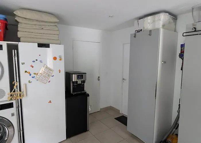 別荘 Superbe Avec Piscine Chauffee Et Jardin A 10 Min Du Centre, Pour 12 Personnes - Fr-1-239-1150